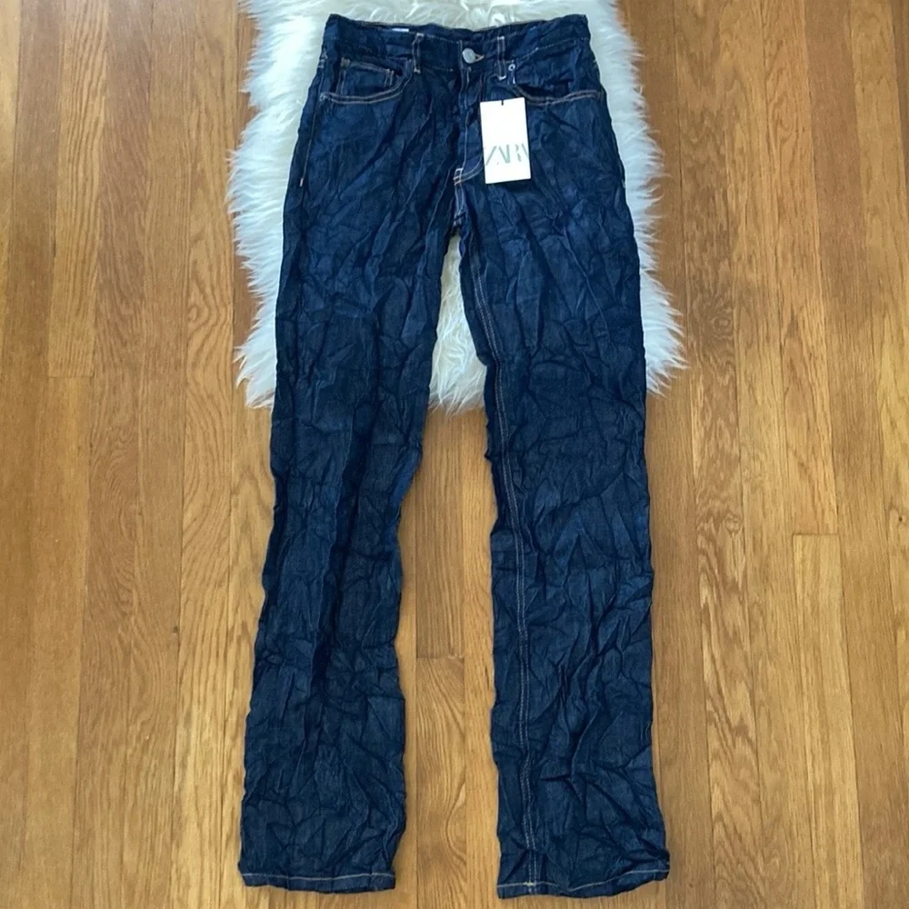 Zara Wrinkle Effect Low-Rise Straight Jeans in Rinse Wash